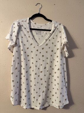 Torrid | Floral Tee Shirt | Size 2